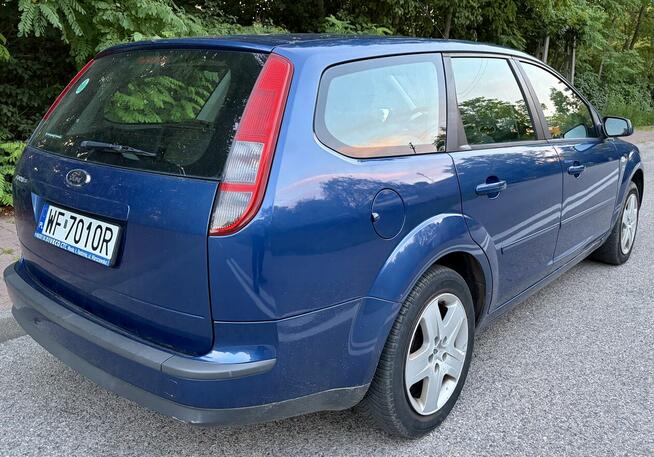 FORD Focus Kombi 1.6 Benzyna - FILM Prezentacja Legionowo - zdjęcie 6