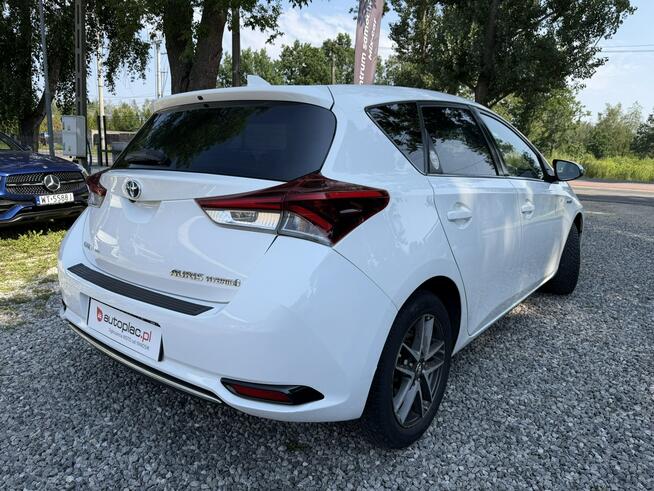 Toyota Auris 1.8 HSD 136KM  Serwisowany Kamera Ładny stan LIFT Otwock Mały - zdjęcie 4