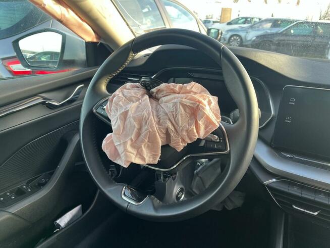 SKODA Octavia 2.0 TDi 150 Ambition GQ812 Przemyśl - zdjęcie 6