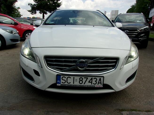 V60 2.0 D3 Momentum Cieszyn - zdjęcie 3