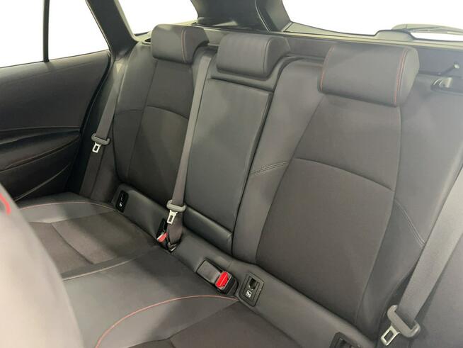 Toyota Corolla 2.0 Hybrid GR Sport Kombi Warszawa - zdjęcie 12