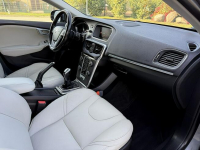Volvo V40 Panorama Xenon Skóry Grz. Fotele Gwarancja Kutno - zdjęcie 11