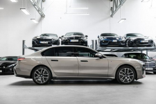 BMW 740 FV 23%. Gwarancja 12.2027. Webasto. Sky Lounge. Bezwypadkowy Węgrzce - zdjęcie 7