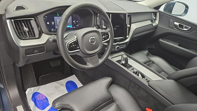 Volvo XC 60 B4 B Plus Bright aut ! Z Polskiego Salonu ! Faktura Vat ! Warszawa - zdjęcie 9