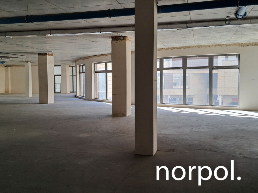 Open space do zaaranżowania w reprezentacyjnym apartamentowcu, os. Kraków - zdjęcie 12