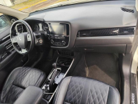 Mitsubishi Outlander 2017 • 113 000 km • LPG • Serwis ASO • Szczecin - zdjęcie 4