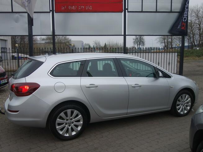 Opel Astra J 2011 2.0 diesel 160 km xenon nowy  rozrząd Słupsk - zdjęcie 5