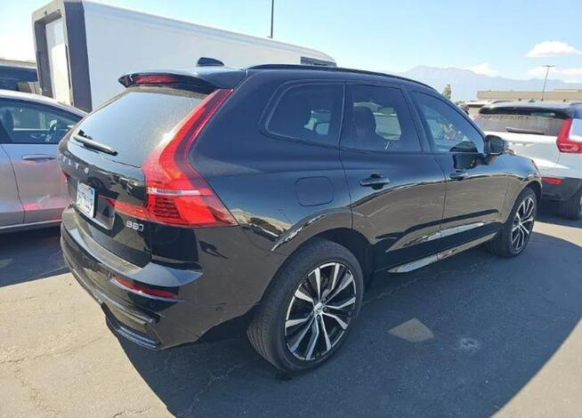 Volvo XC 60 Bogata wersja wyposażenia / AWD / B5 / niski przebieg Białystok - zdjęcie 4