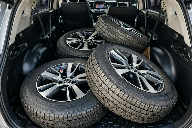 Toyota RAV-4 Sadlno - zdjęcie 9