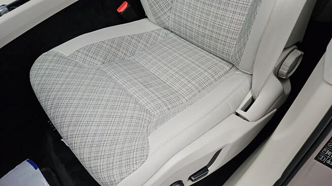 Volvo XC 60 2.0 Core 2WD ! Z Polskiego Salonu ! Faktura VAT ! Warszawa - zdjęcie 12