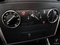 Mercedes B180 116km panorama AUTOMAT klima CZUJNIKI  hak SERWIS  2011 Tychy - zdjęcie 8