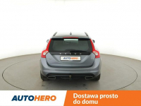 Volvo V60 Linje Svart D2 skóra navi PDC grzane fotele hak Warszawa - zdjęcie 6