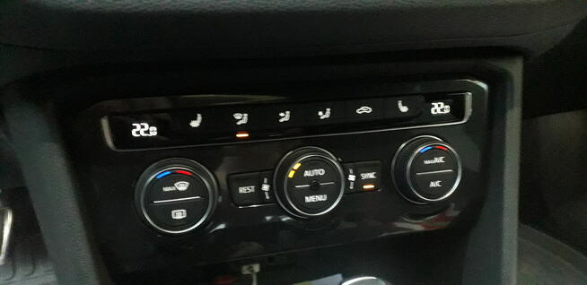 VOLKSWAGEN TIGUAN 2.0 TDI 4MOT HIGHLINE DSG 2019 ROK Szczecin - zdjęcie 4