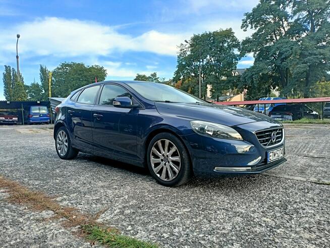 Volvo V40 zadbany, serwisowany, doinwestowany Tomaszów Mazowiecki - zdjęcie 1
