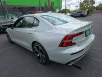 Volvo S60 R-Design / AWD / T6 / niski przebieg Tarnów - zdjęcie 4