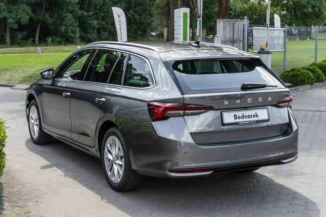 Škoda Octavia Combi Edition 130 Selection 1.5 TSI m-HEV 150 KM DSG Łódź - zdjęcie 10