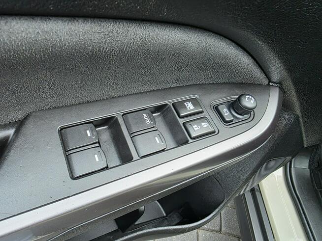 Suzuki Vitara Serwis ASO, 4x4, bezwypadkowy, panorama dach Rydułtowy - zdjęcie 9