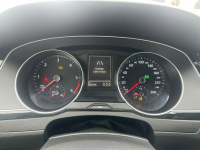 Volkswagen Passat Variant R-Line Automat Skóra Podgrzewanie Gliwice - zdjęcie 8