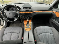 Mercedes E 200 E200CGI, 1.8B+LPG, Idealny, Alufelgi 17, Ostrowiec Świętokrzyski - zdjęcie 9