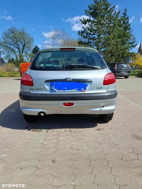 Peugeot 206 1.1 XR Presence Leoncin - zdjęcie 6