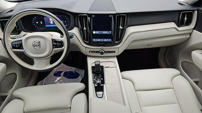 Volvo XC 60 B4 B Plus Dark aut ! Z Polskiego Salonu ! Faktura Vat ! Warszawa - zdjęcie 11