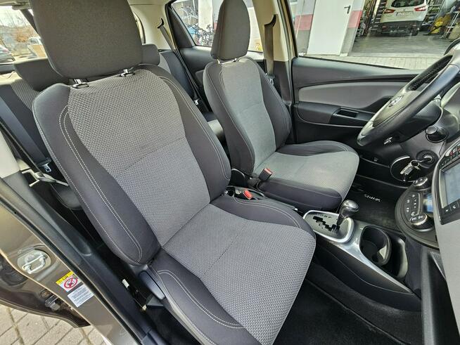 Toyota Yaris automat, hybryda,kamera cofania, grzane fotele ,serwis Olsztyn - zdjęcie 11