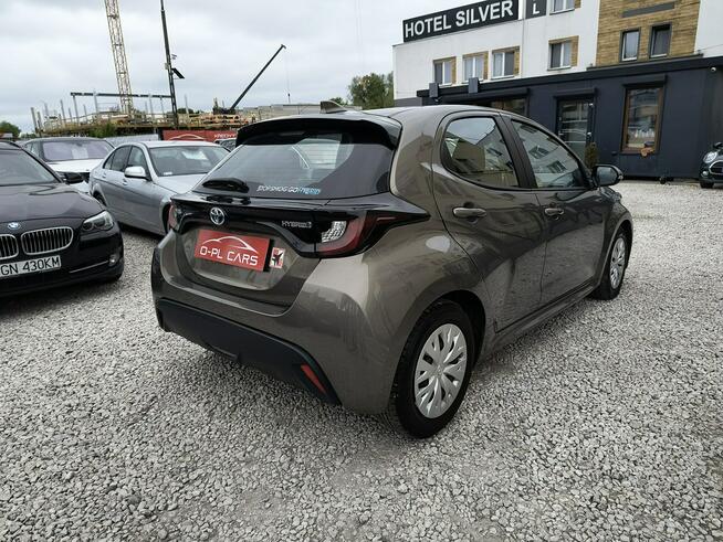 Toyota Yaris Salon PL mały przebieg Bydgoszcz - zdjęcie 4