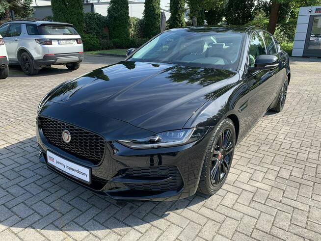 Jaguar XE 2.0d 204 KM VAT23%, nowy samochód z polskiego salonu Kraków - zdjęcie 1