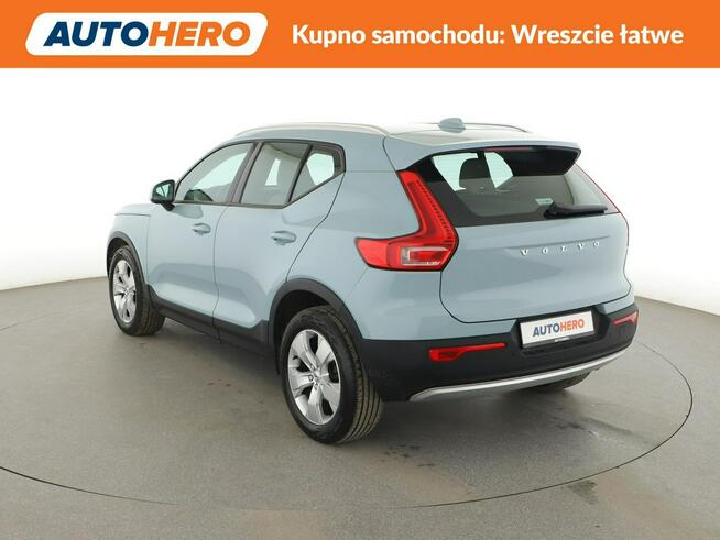 Volvo XC 40 automat full LED półskóra klima auto czujniki parkowania Warszawa - zdjęcie 4