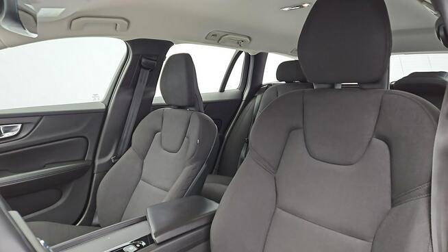 V60 B4 D Momentum ! Z Polskiego Salonu ! Faktura VAT ! Warszawa - zdjęcie 11