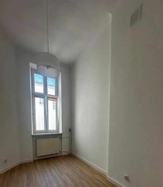 Lokal na wynajem Warszawa Śródmieście Śródmieście - zdjęcie 3