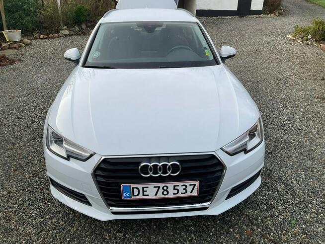 Audi A4 Sadlno - zdjęcie 2