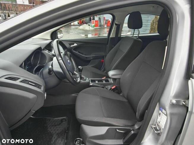 Ford Focus 1.6 Trend Tarnowskie Góry - zdjęcie 12