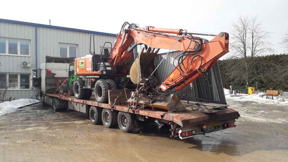 Łukasz W. TRANSPORT ID firmy: 44994 LTS Śródmieście - zdjęcie 9