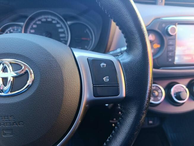 Toyota Yaris Salon Polska kamera cofania Karczew - zdjęcie 5