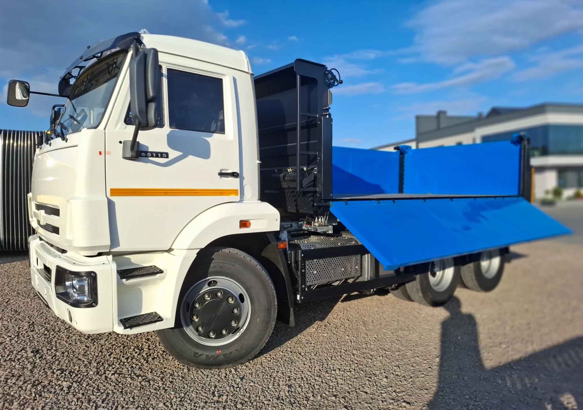 Wywrotka 6x4 - Kamaz 6x4 Cummins + ZF, 3 lata gwarancji! Głogoczów - zdjęcie 2