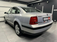 VW Passat B5 1.8 Benz Sedan Alufelgi Klima Bardzo zadbany Po Opłatach Lubrza - zdjęcie 3