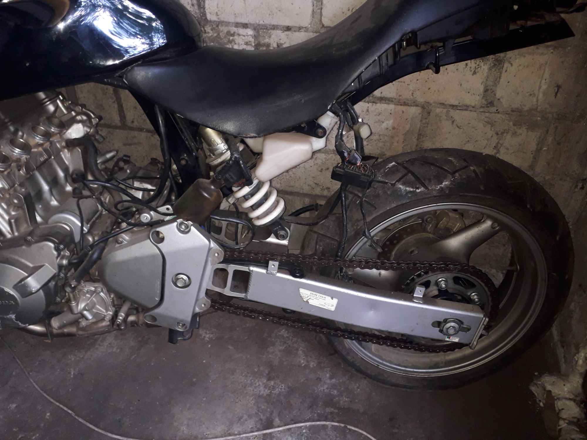 Motor Honda Hornet 600 Praga-Południe - zdjęcie 5