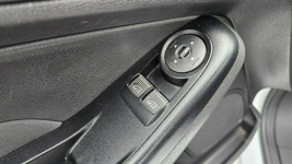 Ford Fiesta 1,3 pb * ładna* Chełm Śląski - zdjęcie 8