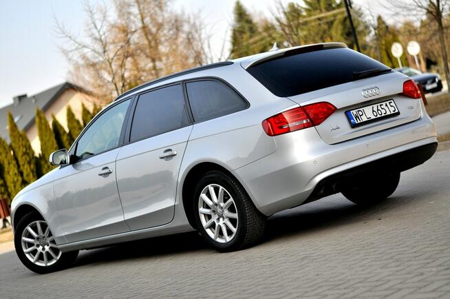 Audi A4 2.0TDI Lift Klimatronik Navi Alufelgi Parktronik Płock - zdjęcie 5