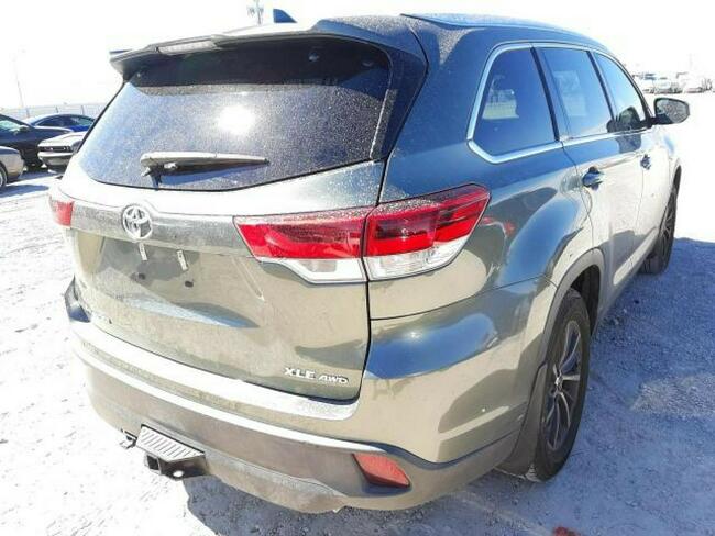 Toyota Highlander 2019, 3.5L, 4x4, SE, porysowany lakier Warszawa - zdjęcie 4