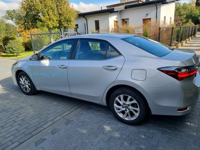 Sprzedam Toyote Corolle 1.6 benzyna 2017r 132km Radomsko - zdjęcie 12
