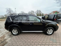 Outlander 2,0 benzyna Bezwypadkowy dwa x alu koła Słupsk - zdjęcie 6