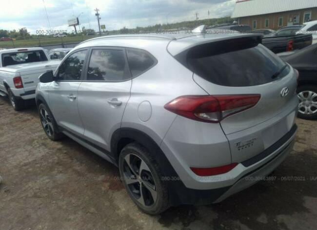 Hyundai Tucson 2018, 2.4L, SPORT, po gradobiciu Warszawa - zdjęcie 3