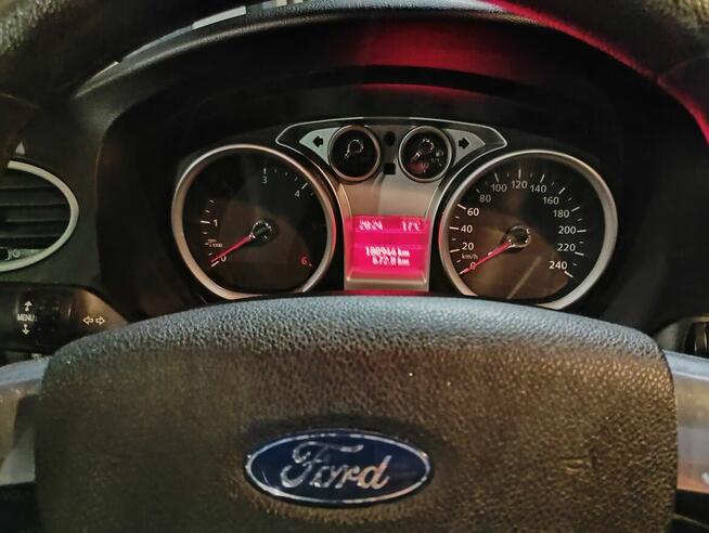 Ford Focus mk2 polift 2010 kombi 1,6 TDCI Poświętne - zdjęcie 6