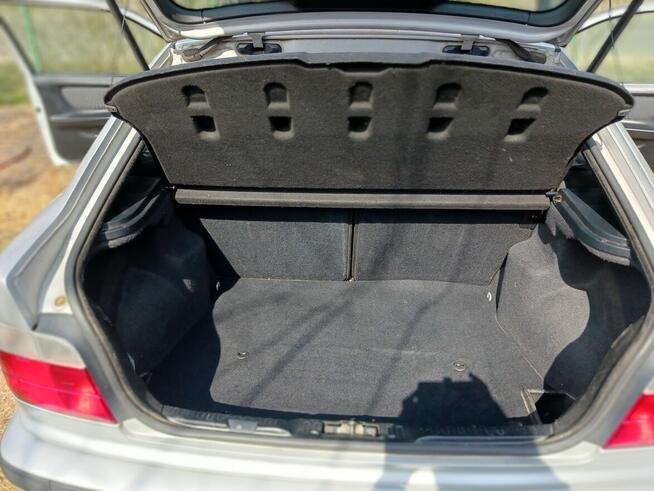 Sprzedam BMW 318tds Smyczyna - zdjęcie 9