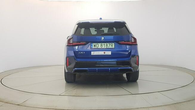 BMW iX1 eDrive20 66.5kWh M Sport! Z Polskiego Salonu! Faktura VAT! Warszawa - zdjęcie 6