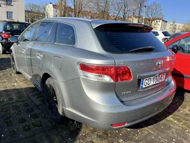 AVENSIS 1,6 benzyna 132 KM, serwis, Słupsk - zdjęcie 4