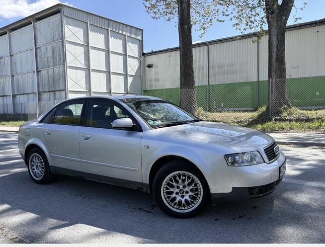 Audi A4 1.6 102KM 2001 Pińczów - zdjęcie 1
