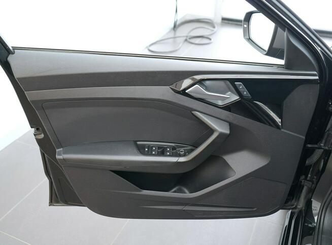 Audi A1 40TFSI 206KM Stronic Kamera Virtual MMI Led CarPlay Asystenci Kielce - zdjęcie 12